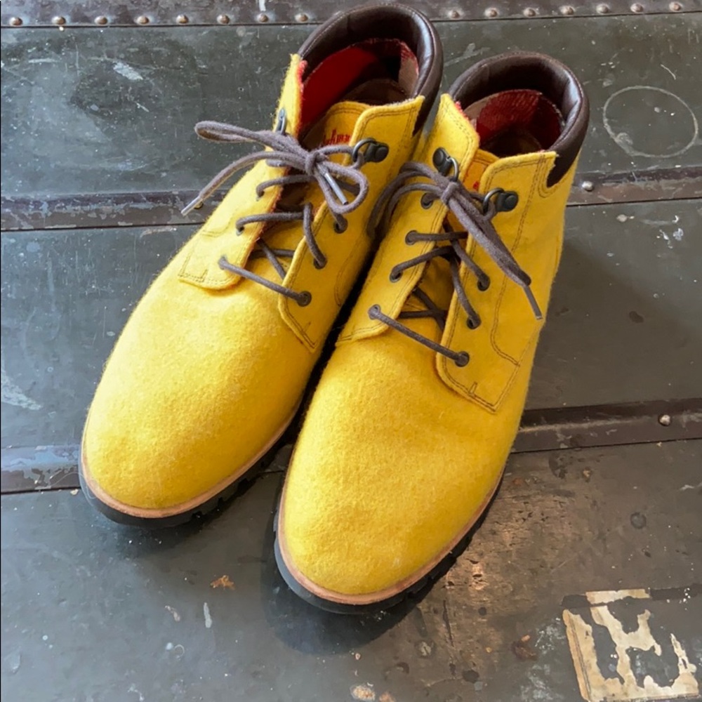 Woolrich - Yellow Wool Boots - Send Offer